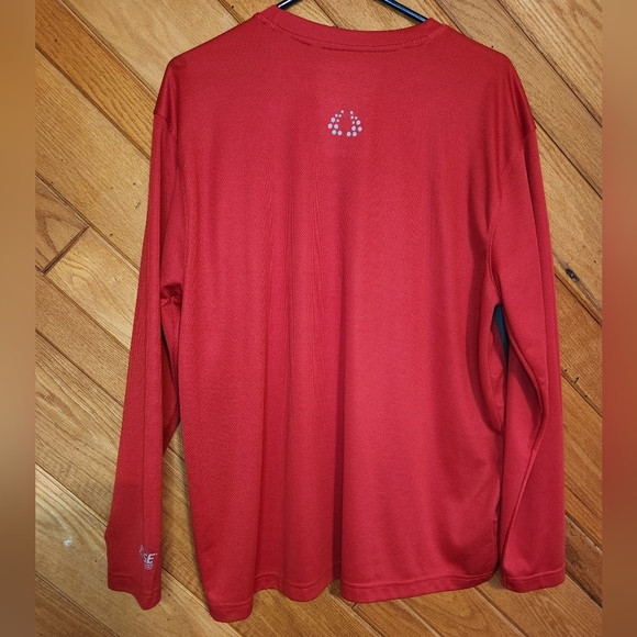 Pulse 150 large red long sleeved athletic shirt - Picture 9 of 13